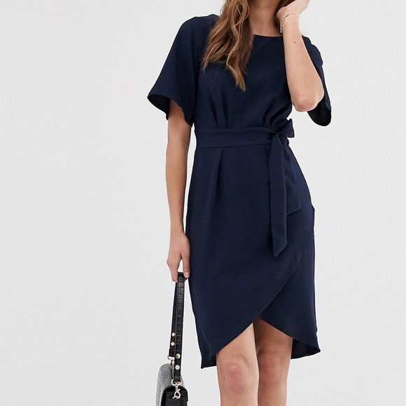 Closet Dresses & Skirts - Closet Tie-Front Dress w/ Kimono Sleeve